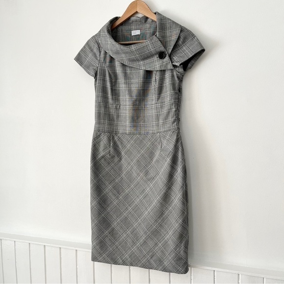 Suzy Shier Gray Plaid Cape Collar Sheath Dress Size S - Picture 15 of 15